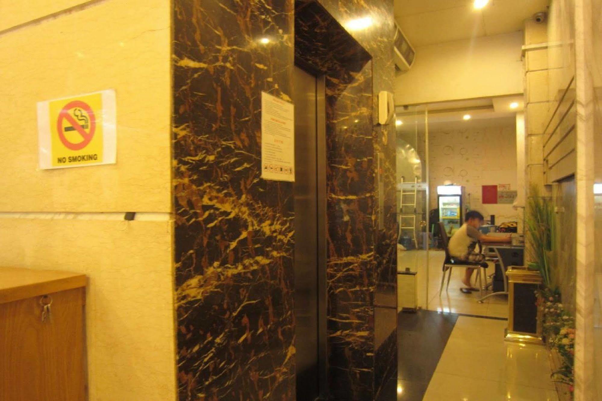 Song Anh Hotel 1 ホーチミン市 エクステリア 写真